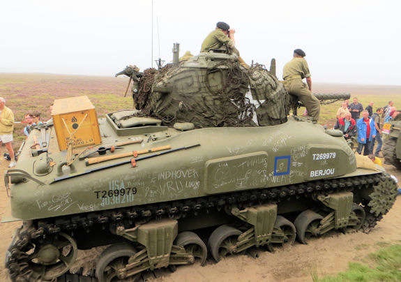 Shermann tank bew