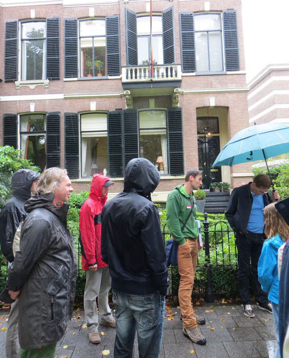 Zutphen 30-8-2014 Coehoornsingel een getuige vult aan