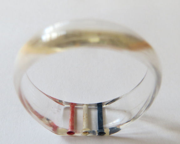 ring plexiglas stil verzet staand bew